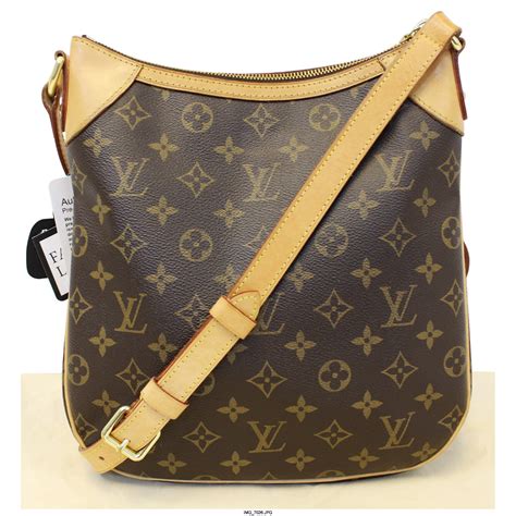 louis vuitton crossbody and shoulder bag